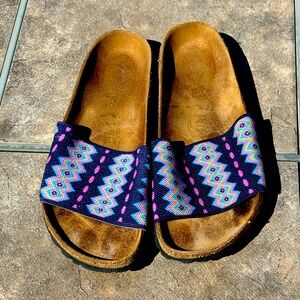 Ladies Birkenstock Narrow Size 39 Slip On Sandals